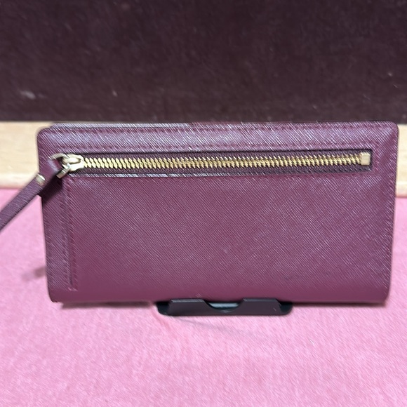 Kate Spade Wallet - Picture 2 of 5